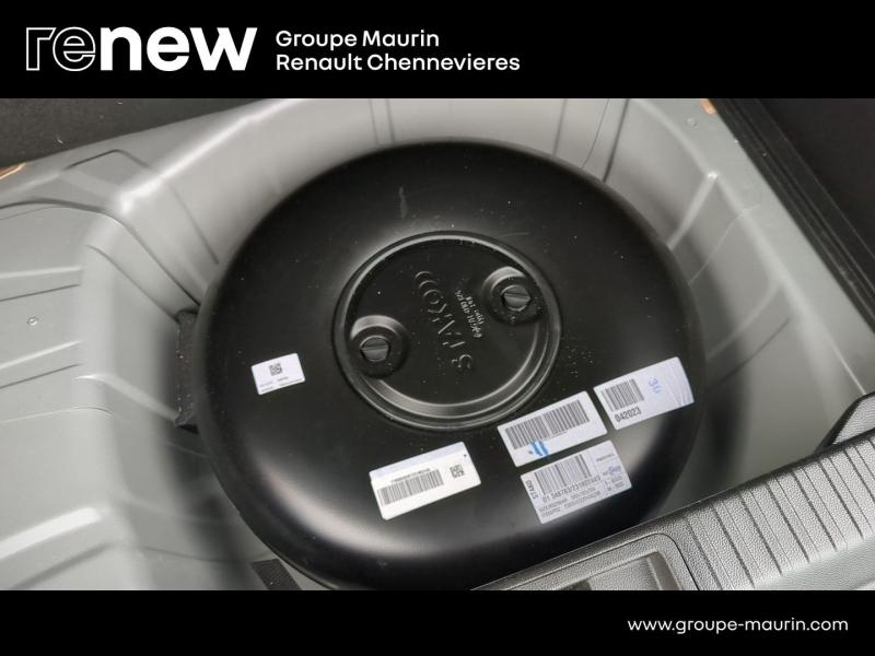 Photo 13 de l’annonce de RENAULT Captur d’occasion à vendre à CHENNEVIÈRES-SUR-MARNE