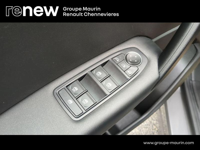 Photo 14 de l’annonce de RENAULT Captur d’occasion à vendre à CHENNEVIÈRES-SUR-MARNE