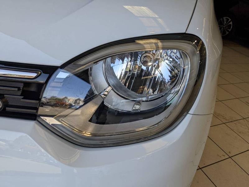 Photo 13 de l’annonce de RENAULT Twingo d’occasion à vendre à CHENNEVIÈRES-SUR-MARNE