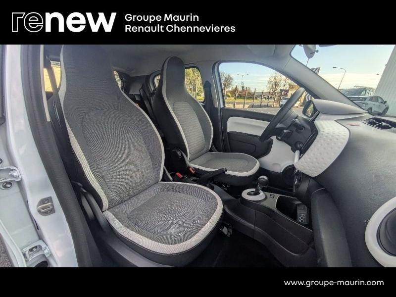 Photo 19 de l’annonce de RENAULT Twingo d’occasion à vendre à CHENNEVIÈRES-SUR-MARNE
