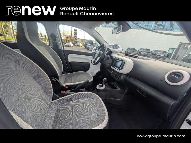 Photo 20 de l’annonce de RENAULT Twingo d’occasion à vendre à CHENNEVIÈRES-SUR-MARNE