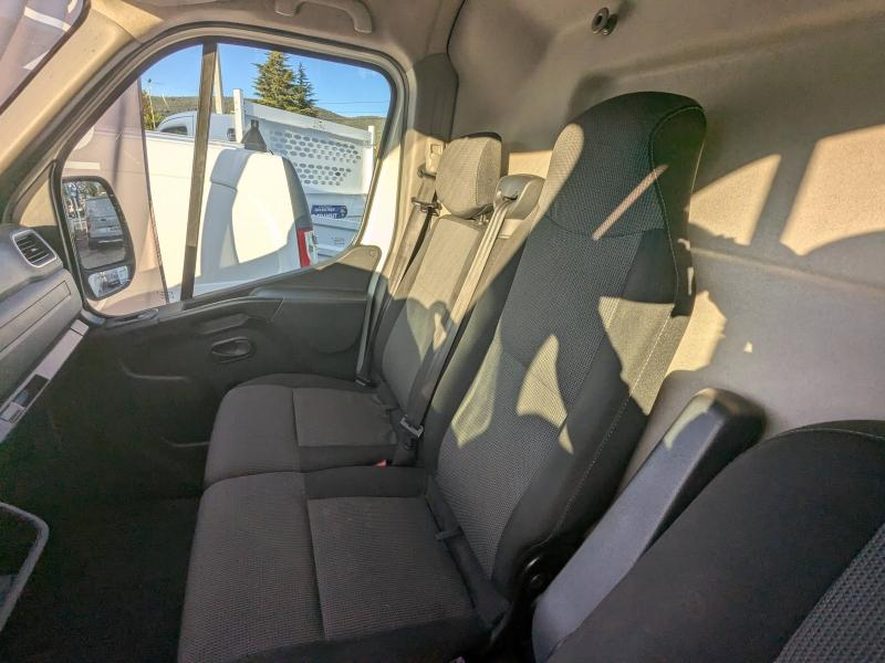 Photo 12 de l’annonce de RENAULT Master Fg VUL d’occasion à vendre à DRAGUIGNAN