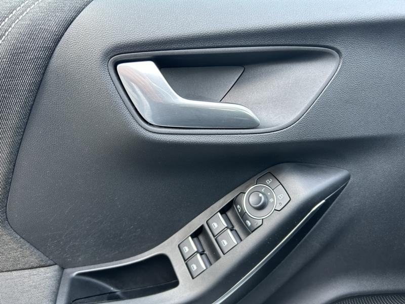 Photo 6 de l’annonce de FORD Puma d’occasion à vendre à NARBONNE