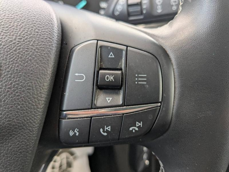 Photo 10 de l’annonce de FORD Puma d’occasion à vendre à MARSEILLE