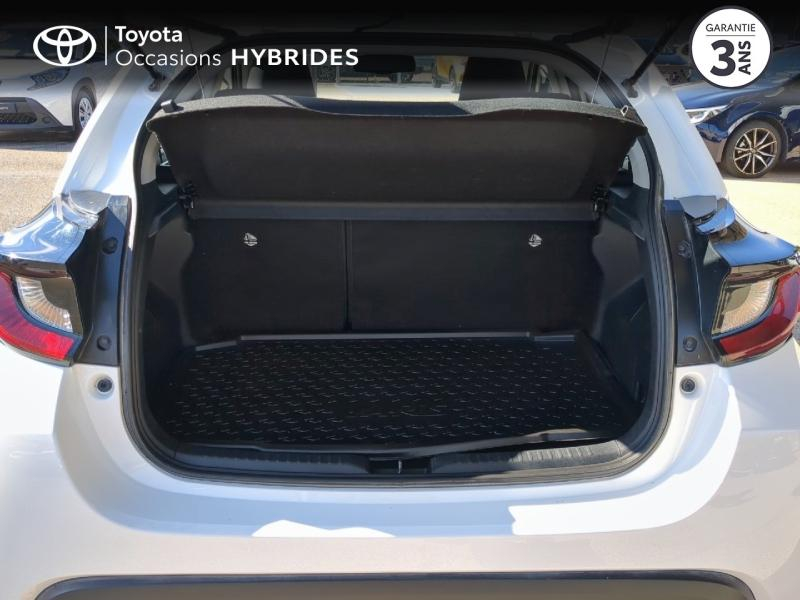 Photo 10 de l’annonce de TOYOTA Yaris d’occasion à vendre à ARLES