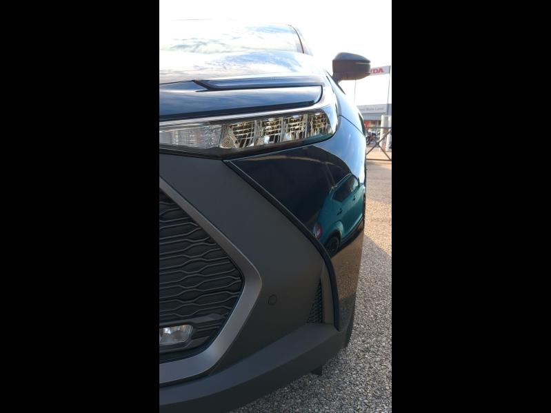 Photo 9 de l’annonce de TOYOTA C-HR d’occasion à vendre à ARLES