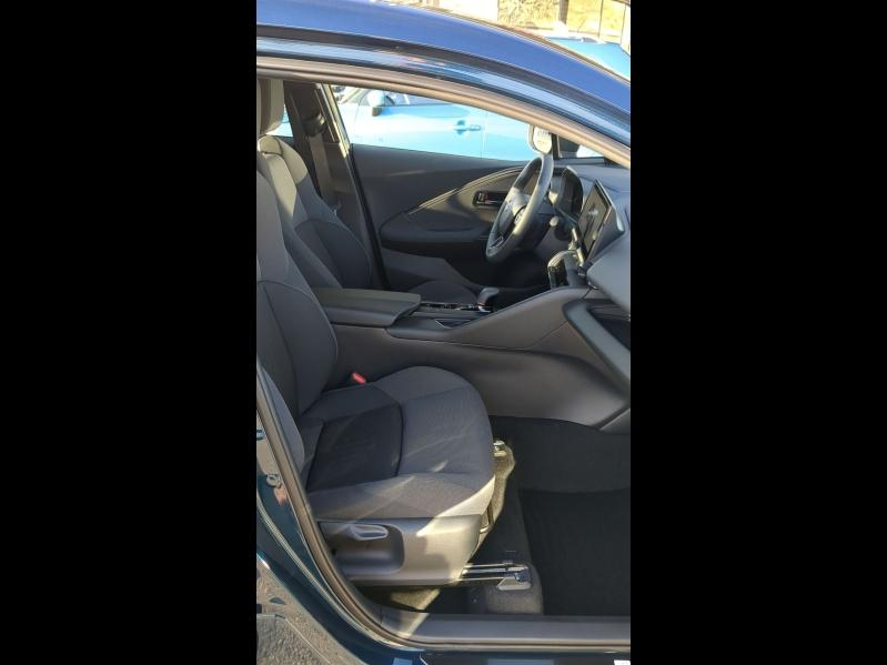 Photo 14 de l’annonce de TOYOTA C-HR d’occasion à vendre à ARLES