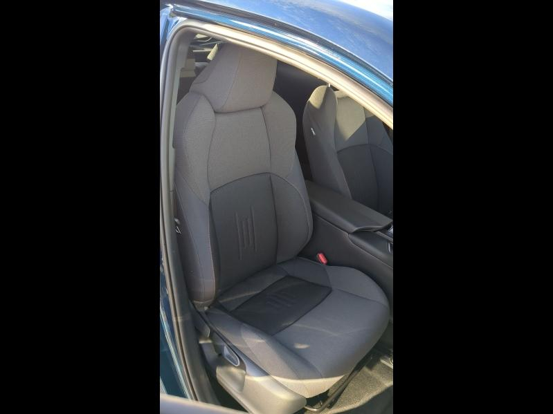 Photo 15 de l’annonce de TOYOTA C-HR d’occasion à vendre à ARLES