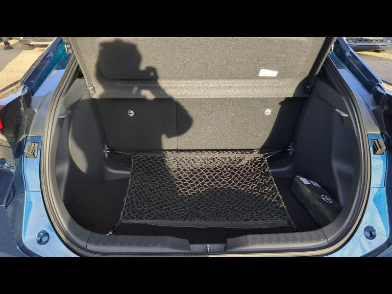 Photo 18 de l’annonce de TOYOTA C-HR d’occasion à vendre à ARLES