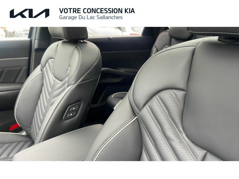 Photo 13 de l’annonce de KIA Sorento d’occasion à vendre à SALLANCHES