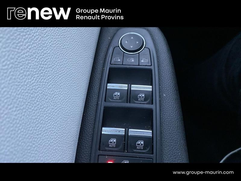 Photo 16 de l’annonce de RENAULT Clio d’occasion à vendre à PROVINS