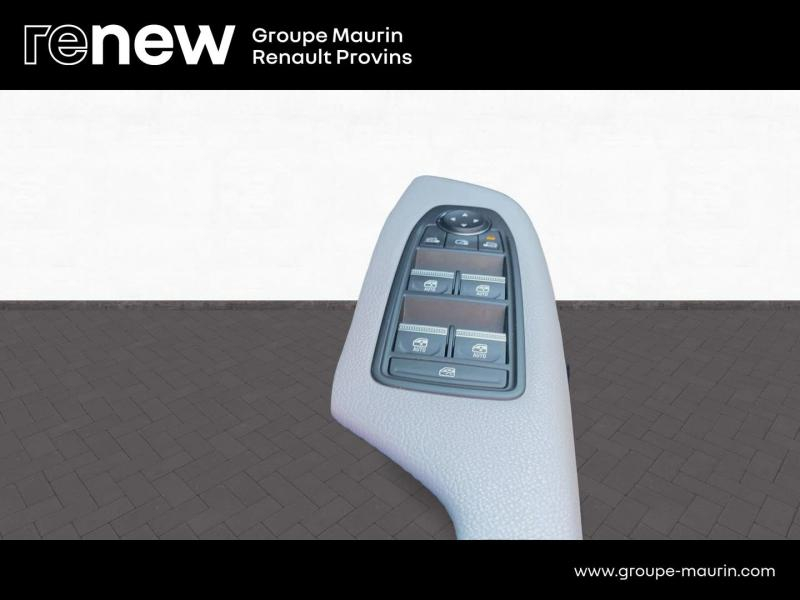 Photo 18 de l’annonce de RENAULT Megane d’occasion à vendre à PROVINS