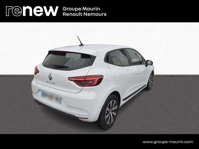Photo 7 de l’annonce de RENAULT Clio d’occasion à vendre à SAINT PIERRE LES NEMOURS