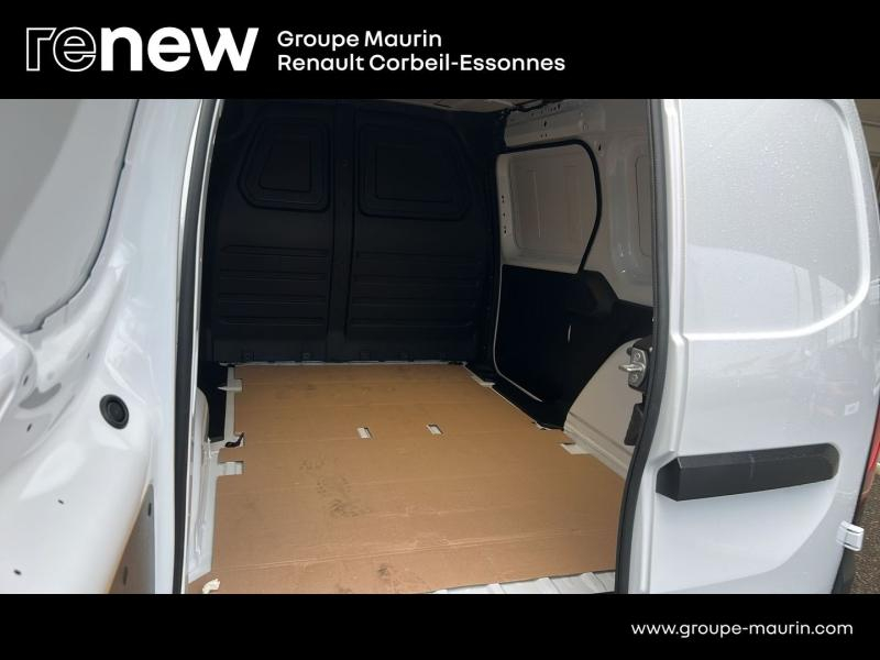 Photo 11 de l’annonce de RENAULT Kangoo Van d’occasion à vendre à CORBEIL-ESSONNES