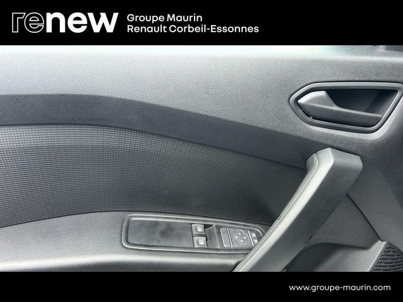 Photo 15 de l’annonce de RENAULT Kangoo Van d’occasion à vendre à CORBEIL-ESSONNES