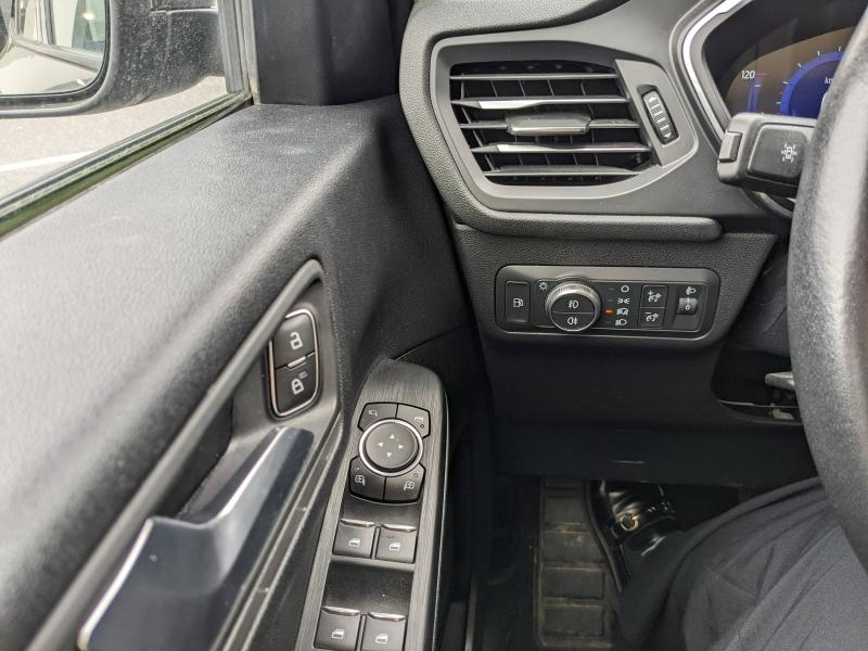 Photo 7 de l’annonce de FORD Kuga d’occasion à vendre à CARCASSONNE