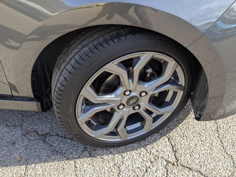 Photo 3 de l’annonce de FORD Fiesta d’occasion à vendre à AIX-EN-PROVENCE