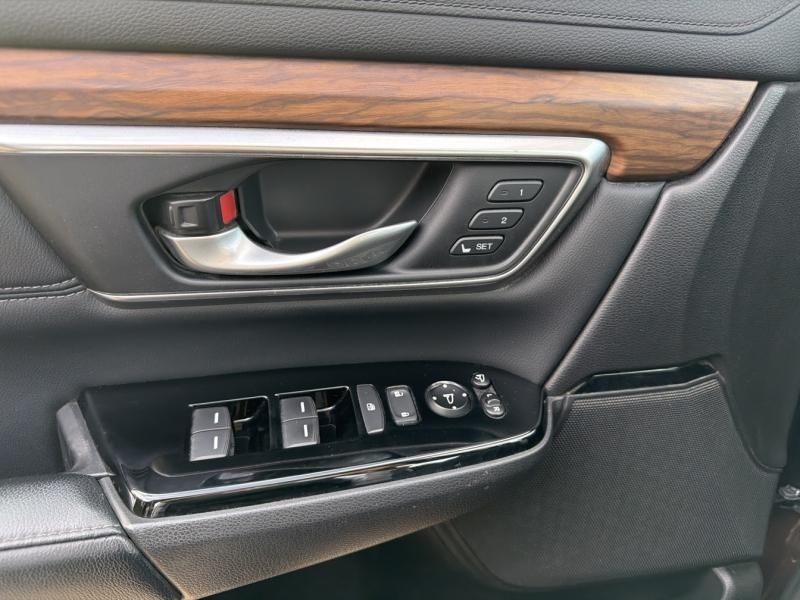 Photo 11 de l’annonce de HONDA CR-V d’occasion à vendre à VITROLLES