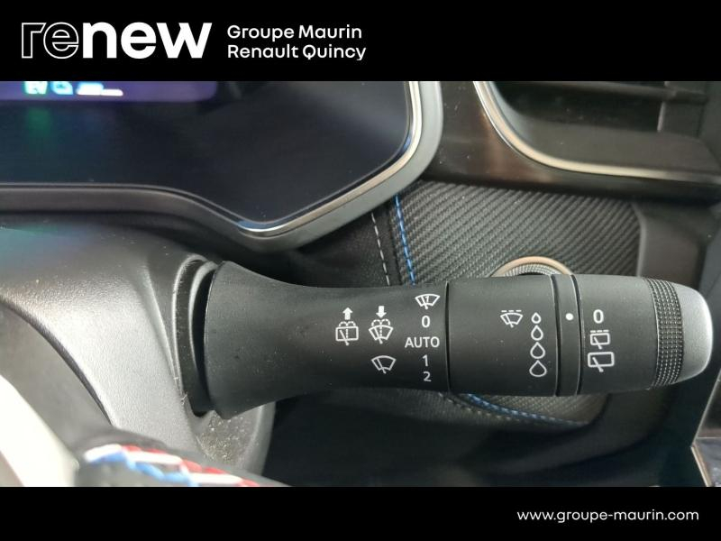 Photo 18 de l’annonce de RENAULT  d’occasion à vendre à QUINCY-SOUS-SÉNART