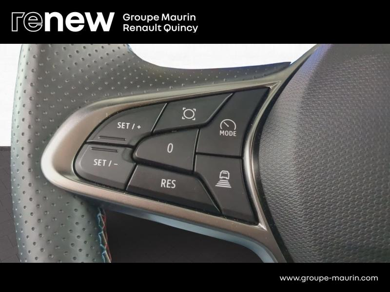 Photo 19 de l’annonce de RENAULT  d’occasion à vendre à QUINCY-SOUS-SÉNART