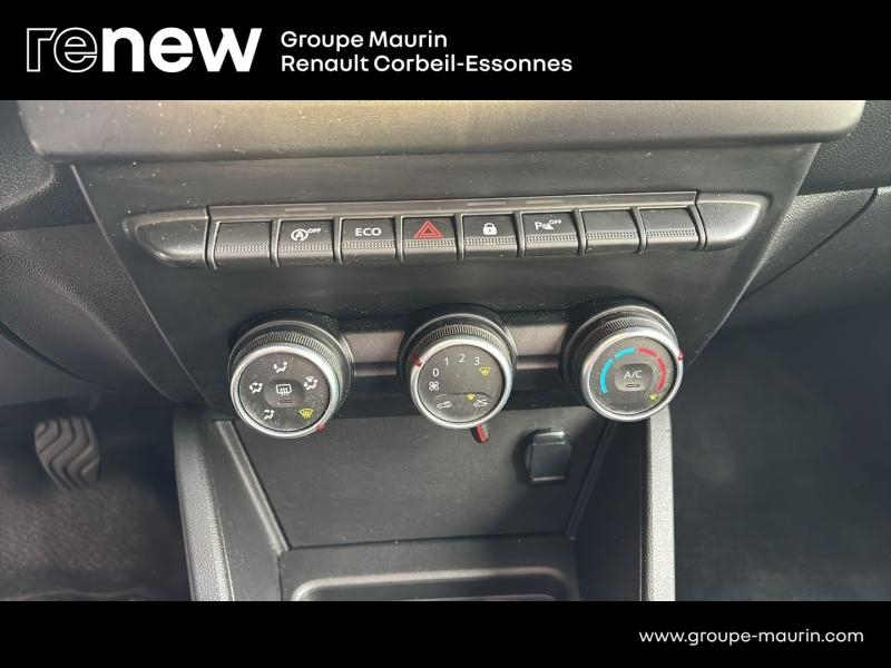 Photo 19 de l’annonce de DACIA Duster d’occasion à vendre à CORBEIL-ESSONNES