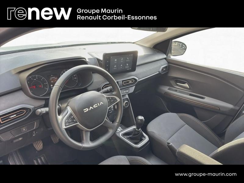 Photo 10 de l’annonce de DACIA Sandero d’occasion à vendre à CORBEIL-ESSONNES