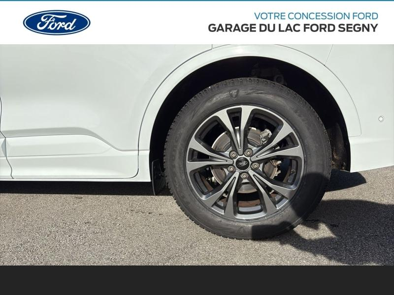 Photo 4 de l’annonce de FORD Kuga d’occasion à vendre à PAYS DE GEX