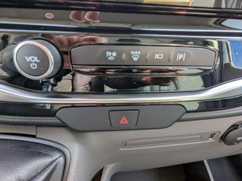 Photo 19 de l’annonce de FORD Transit 2T Fg VUL d’occasion à vendre à FRÉJUS