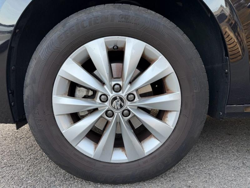 Photo 19 de l’annonce de SKODA Kamiq d’occasion à vendre à GRENOBLE