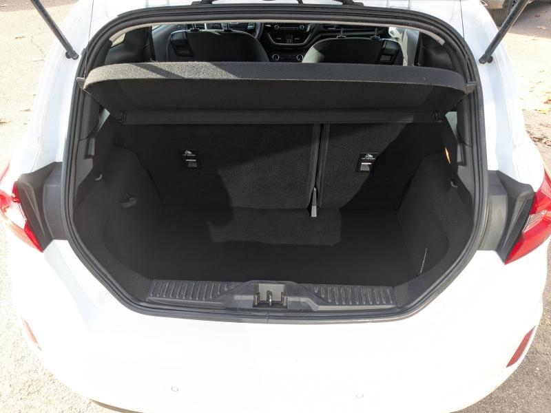 Photo 9 de l’annonce de FORD Fiesta d’occasion à vendre à NÎMES