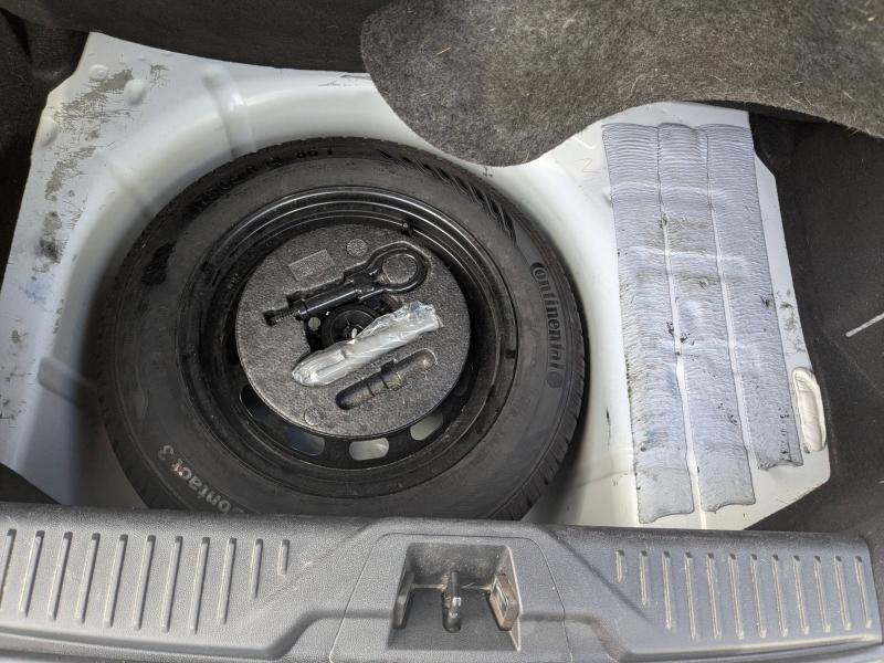 Photo 10 de l’annonce de FORD Fiesta d’occasion à vendre à NÎMES