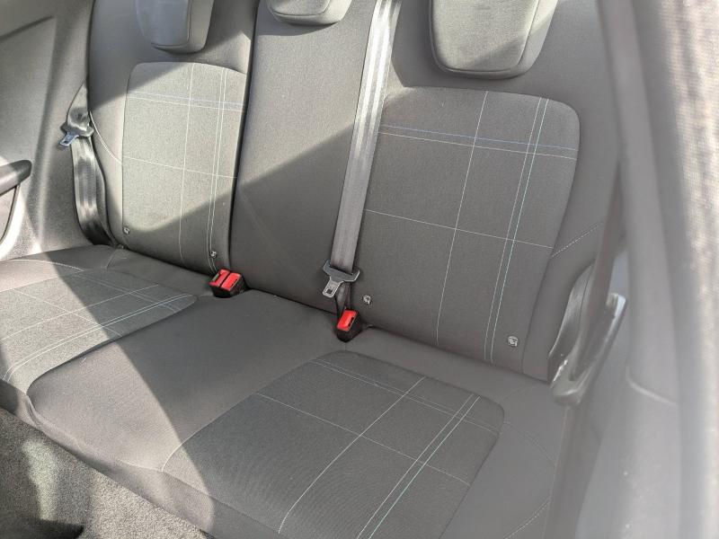 Photo 11 de l’annonce de FORD Fiesta d’occasion à vendre à NÎMES