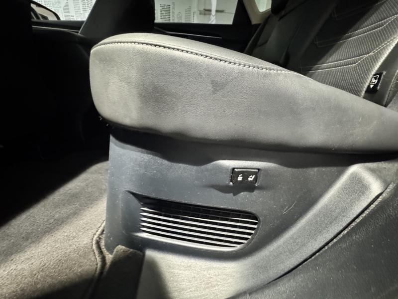 Photo 14 de l’annonce de LEXUS NX d’occasion à vendre à MONTFAVET