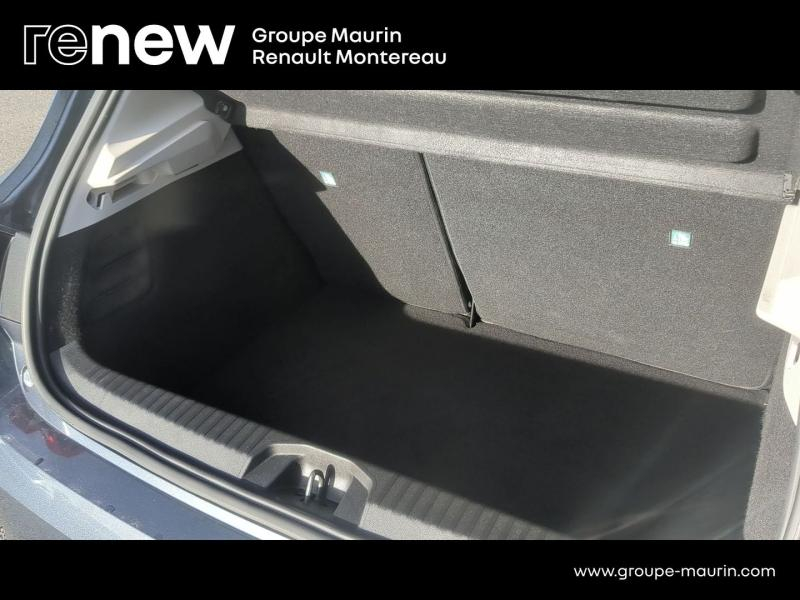 Photo 14 de l’annonce de RENAULT Clio d’occasion à vendre à VARENNES SUR SEINE