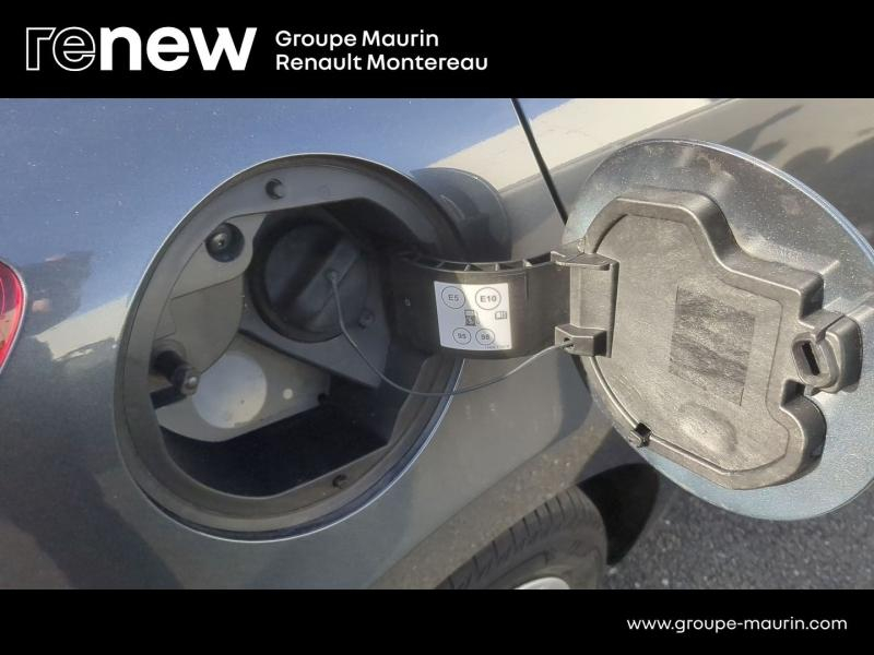 Photo 17 de l’annonce de RENAULT Clio d’occasion à vendre à VARENNES SUR SEINE