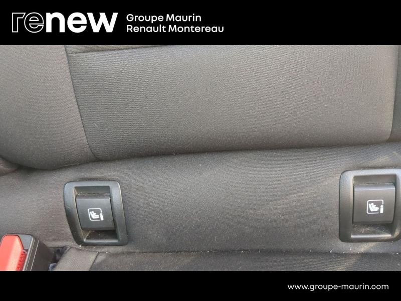 Photo 19 de l’annonce de RENAULT Clio d’occasion à vendre à VARENNES SUR SEINE