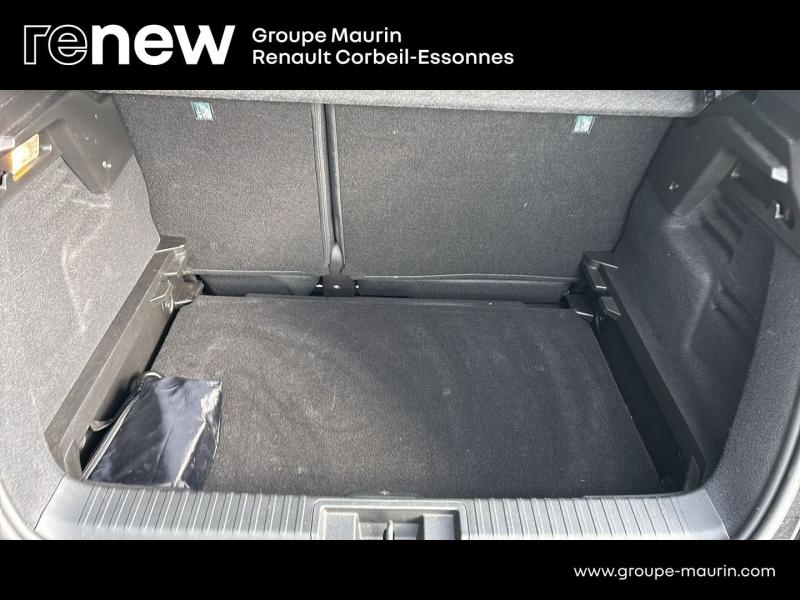 Photo 13 de l’annonce de RENAULT Captur d’occasion à vendre à CORBEIL-ESSONNES