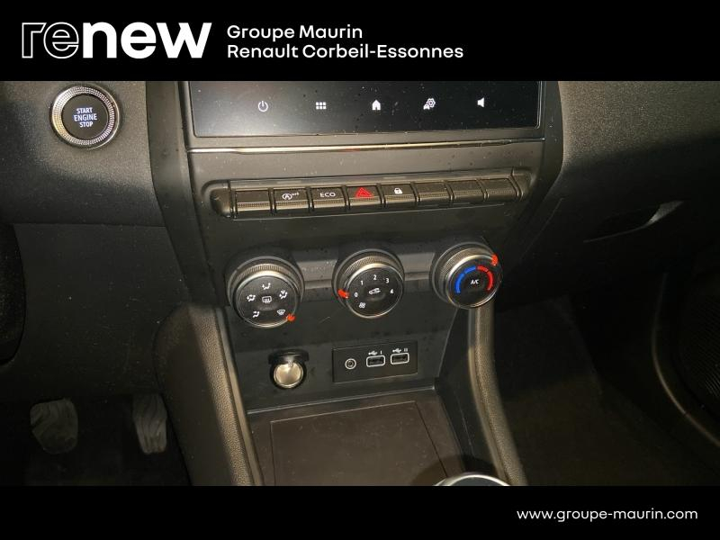 Photo 15 de l’annonce de RENAULT Captur d’occasion à vendre à CORBEIL-ESSONNES