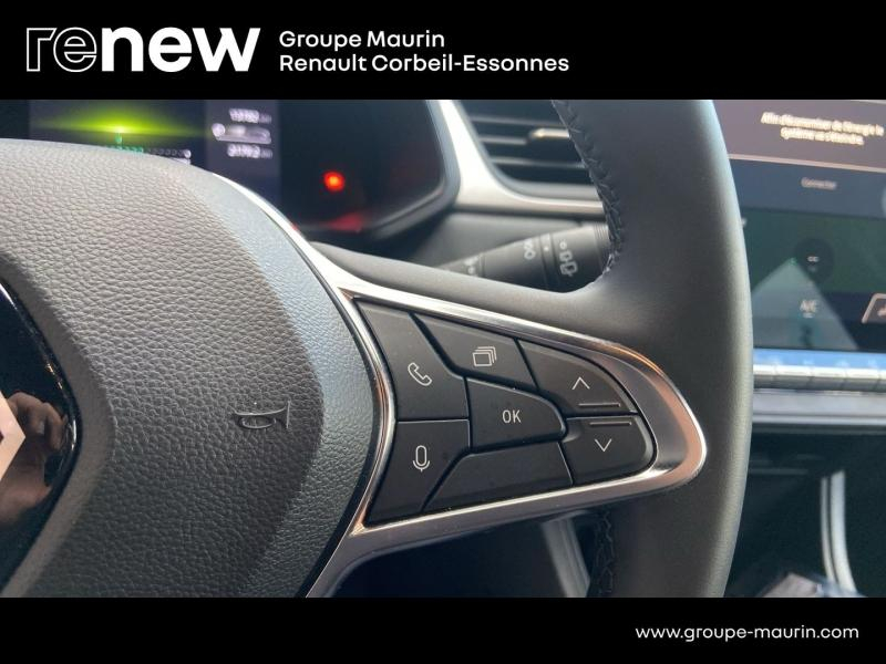 Photo 16 de l’annonce de RENAULT Captur d’occasion à vendre à CORBEIL-ESSONNES