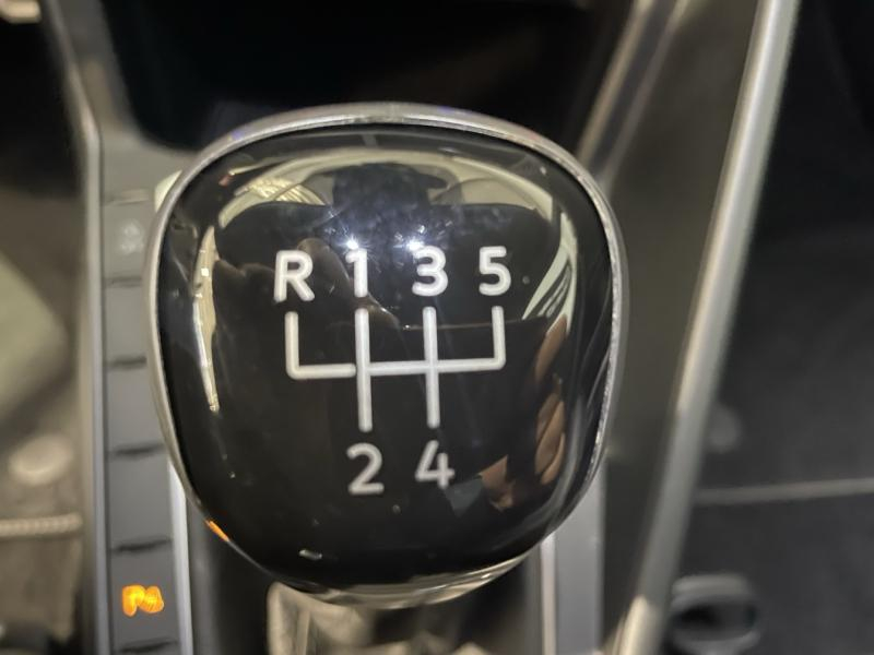 Photo 19 de l’annonce de VOLKSWAGEN Polo d’occasion à vendre à CHENNEVIÈRES-SUR-MARNE