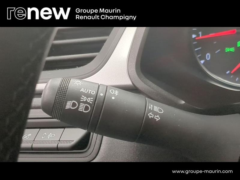 Photo 20 de l’annonce de RENAULT Captur d’occasion à vendre à CHAMPIGNY-SUR-MARNE