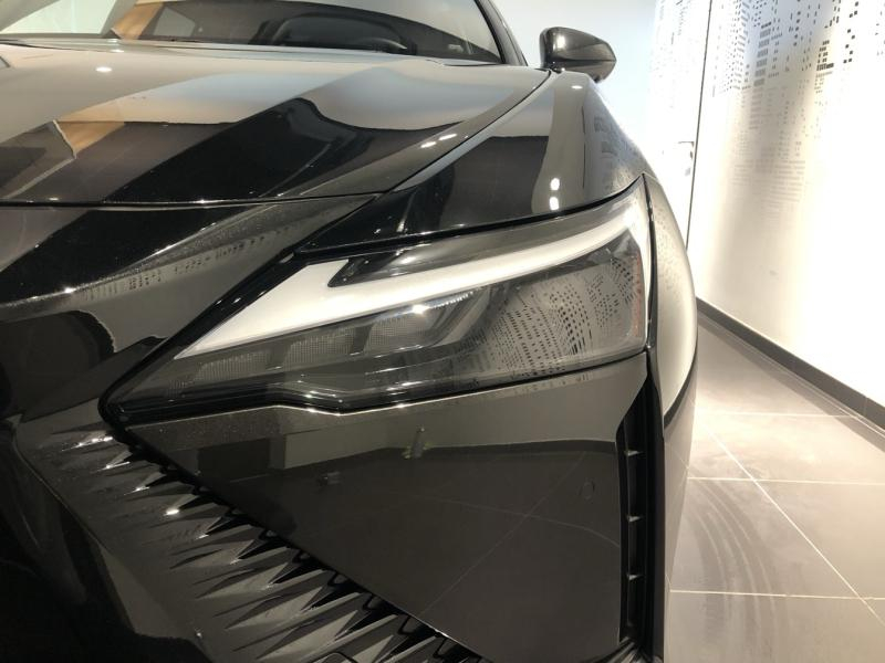 Photo 8 de l’annonce de LEXUS RZ d’occasion à vendre à LATTES