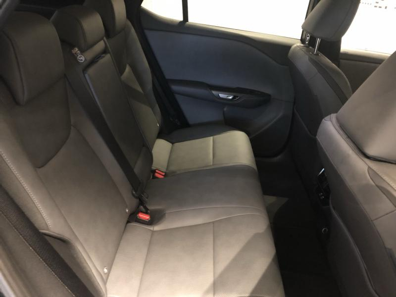 Photo 12 de l’annonce de LEXUS RZ d’occasion à vendre à LATTES