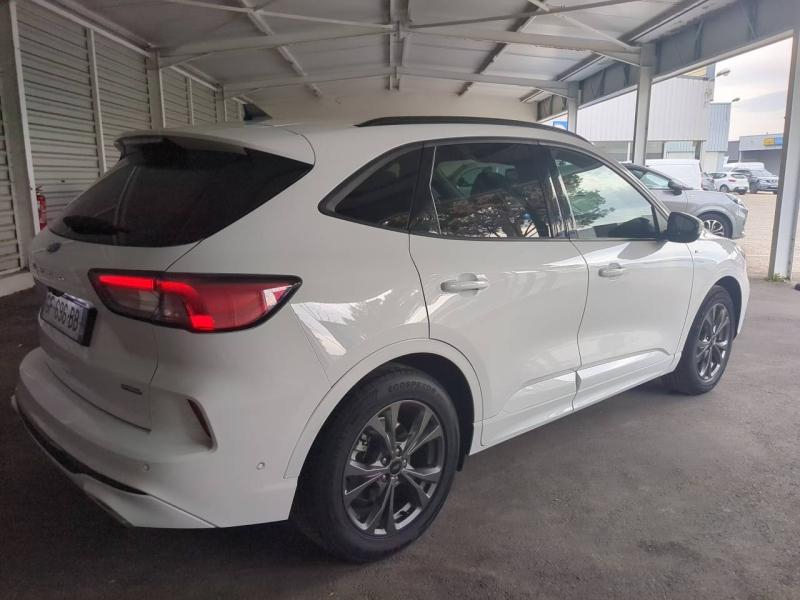 Photo 7 de l’annonce de FORD Kuga d’occasion à vendre à CARPENTRAS