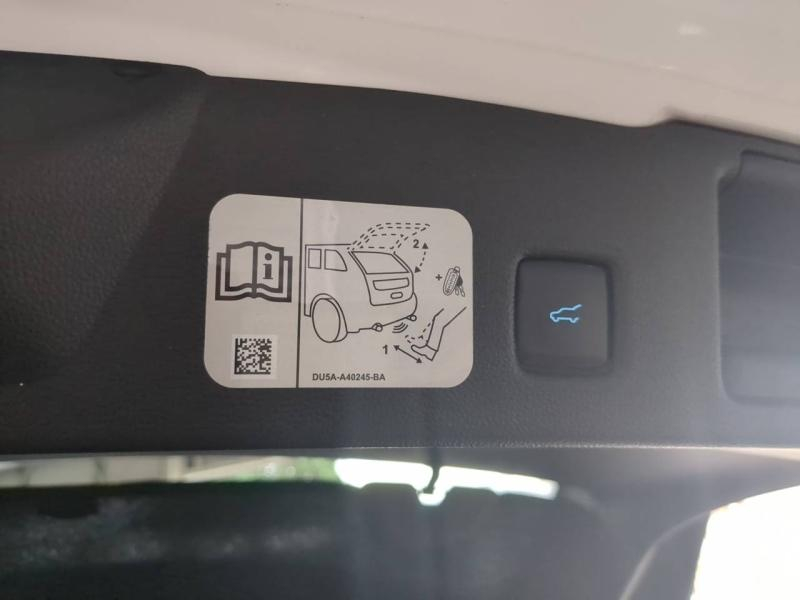 Photo 10 de l’annonce de FORD Kuga d’occasion à vendre à CARPENTRAS