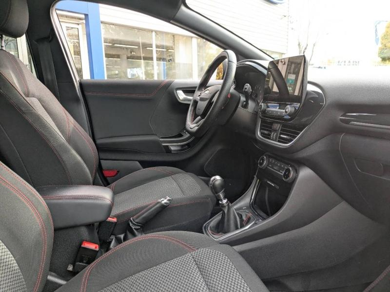 Photo 5 de l’annonce de FORD Puma d’occasion à vendre à AIX-EN-PROVENCE