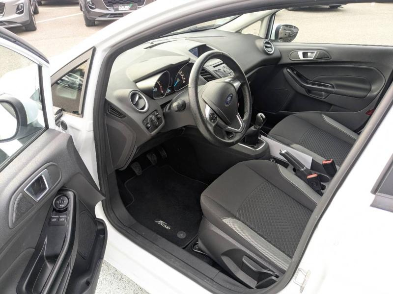 Photo 7 de l’annonce de FORD Fiesta d’occasion à vendre à AUBAGNE