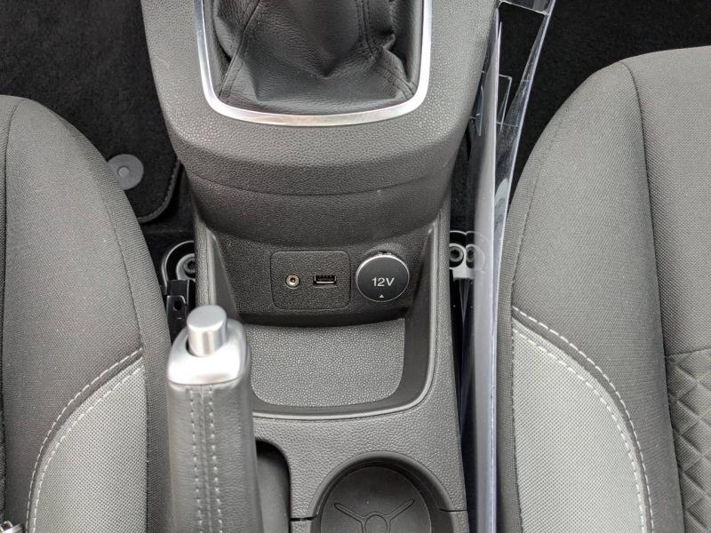 Photo 12 de l’annonce de FORD Fiesta d’occasion à vendre à AUBAGNE