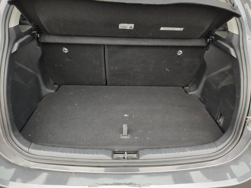 Photo 6 de l’annonce de TOYOTA Yaris d’occasion à vendre à AUBIÈRE