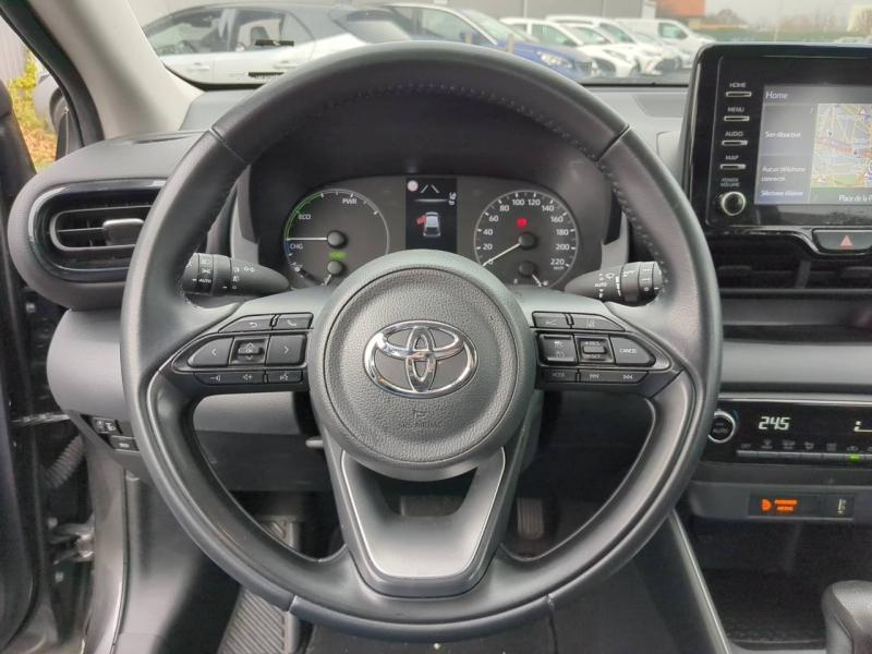 Photo 11 de l’annonce de TOYOTA Yaris d’occasion à vendre à AUBIÈRE